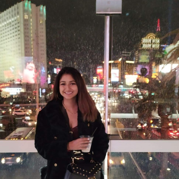 💕SEND OFFERS !💕 😊 🌸Bundle & Save!🌸😁☀️ - Picture 5 of 6